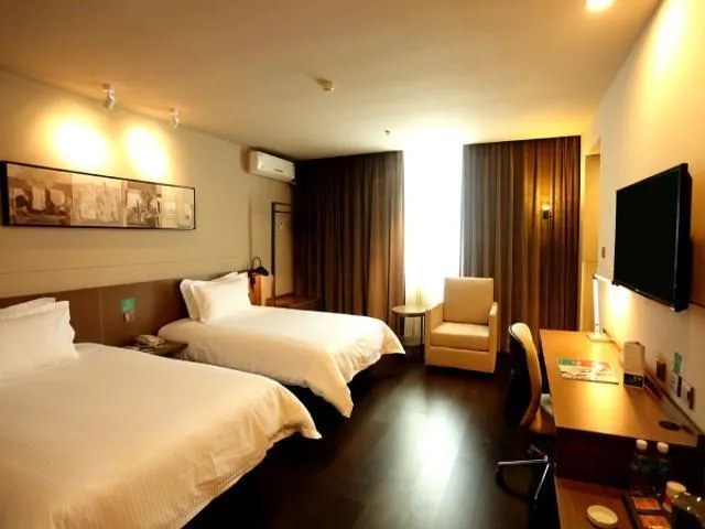 Jinjiang Inn Select Changzhi Middle Yingxiong Road - Image 1