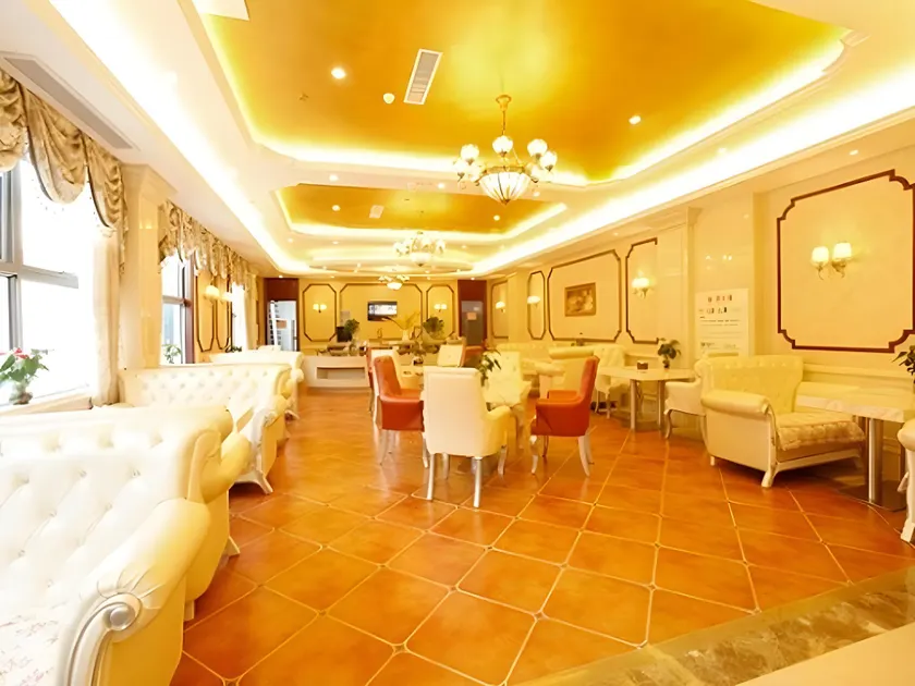 Vienna Hotel Jiangsu Nanjing Baijiahu Jinying - Image 1