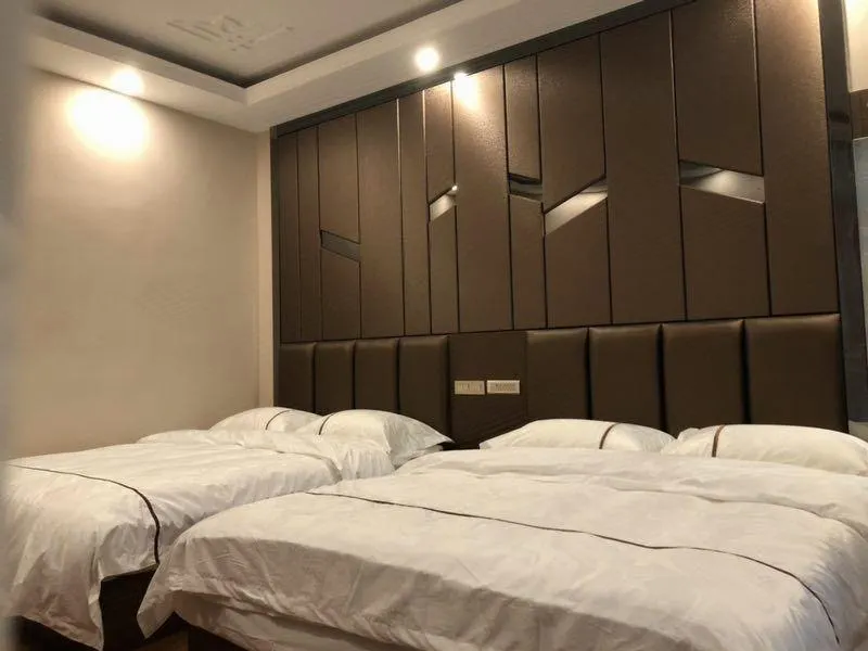Yuejia Hotel - Image 1