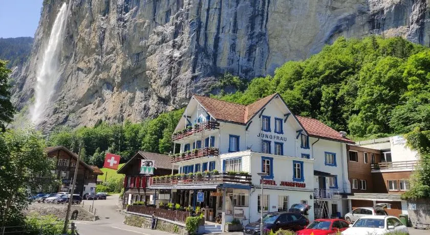Hotel Restaurant Jungfrau - Image 1