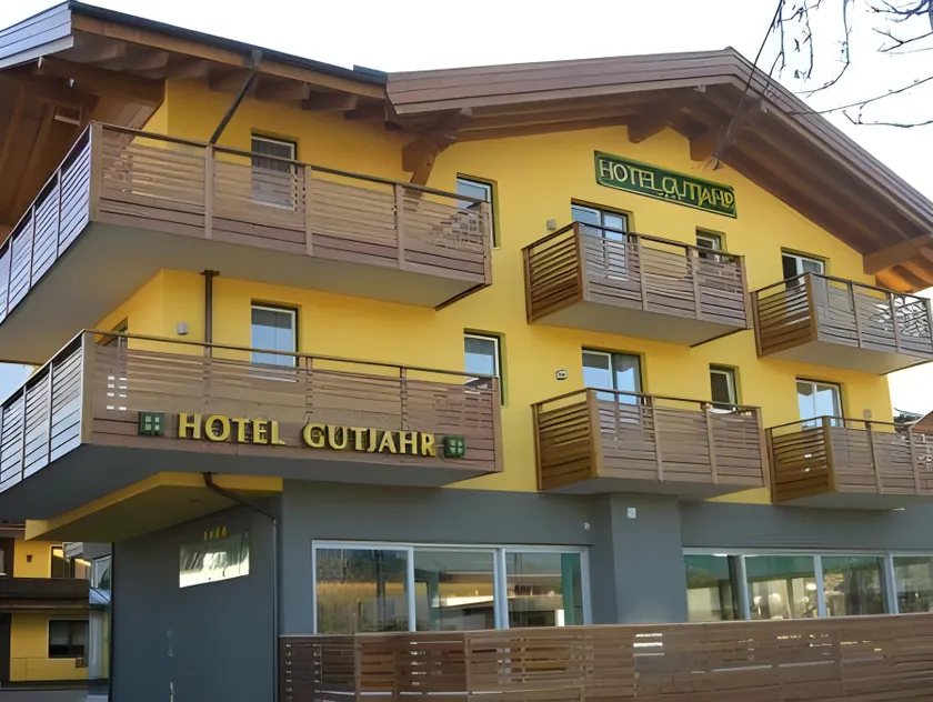 Aktiv- und Wellnesshotel Gutjahr - Image 1