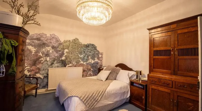 Big Blue Bay Bedroom - Image 1