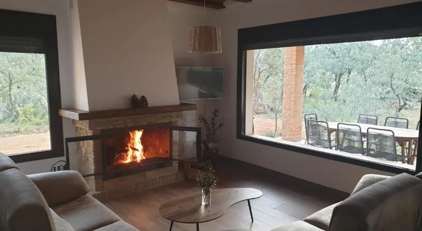 Casa Rural Las Nueces - Image 1