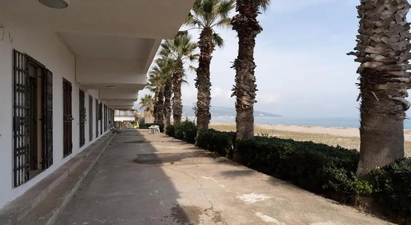 The Sea Under the House - Image 1