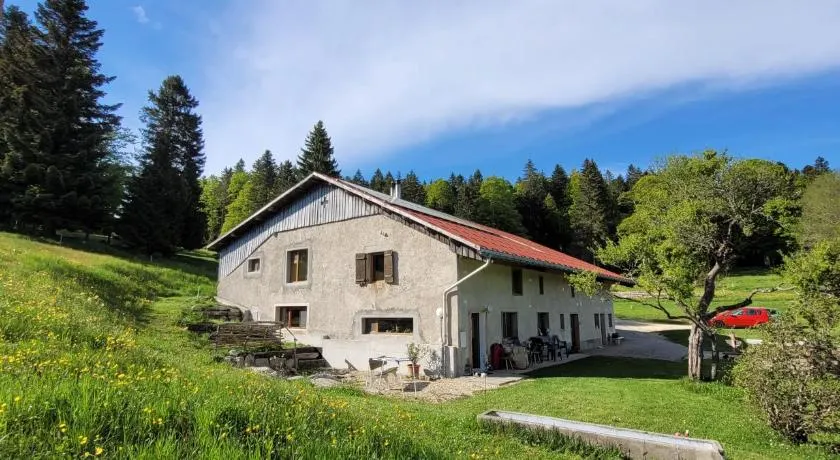 La Montagne devant - Image 1