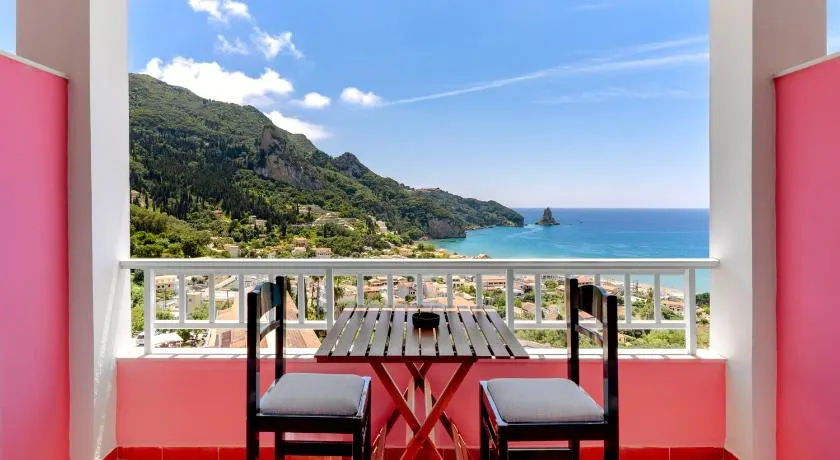 The Pink Palace Hostel - Image 1