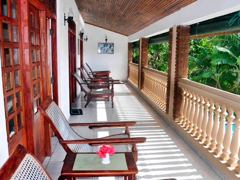 Little Paradise - Image 1