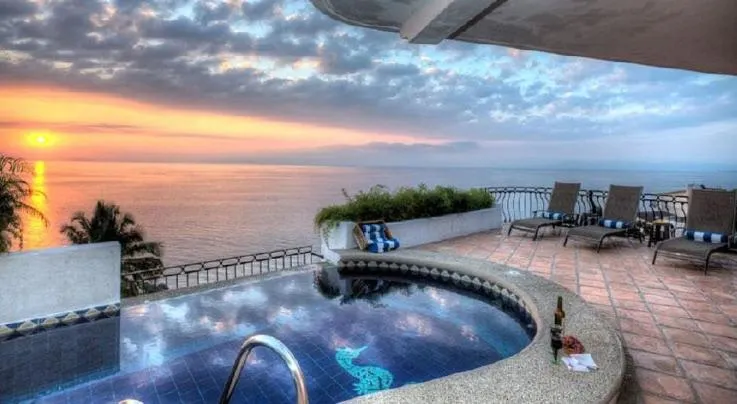 Villa in Conchas Chinas Vallarta - Image 1