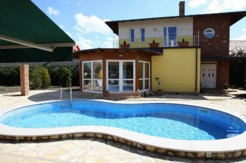 Gasthaus Joó-Wellness Pension - Image 1