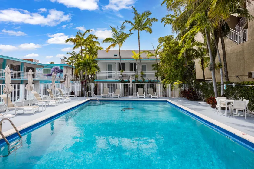 The New Yorker Miami Hotel - Image 1
