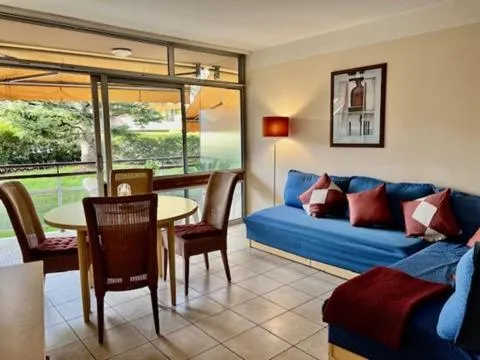 Blue Palm - Image 1