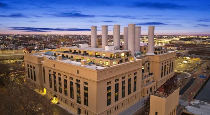 Riversuites At The Battery - Image 1