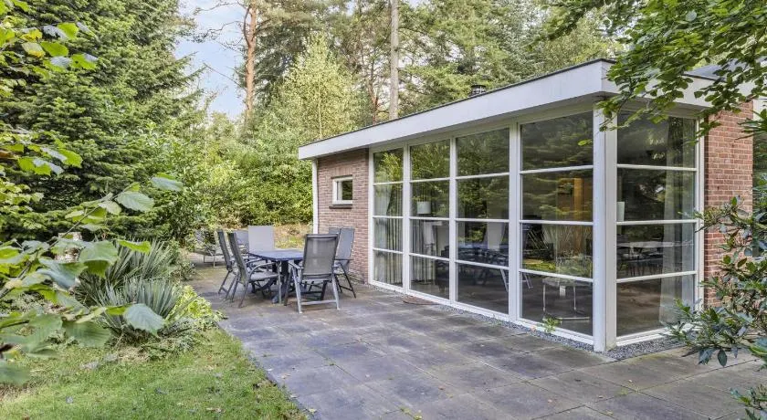 Relaxen in het bos met privésauna - Image 1