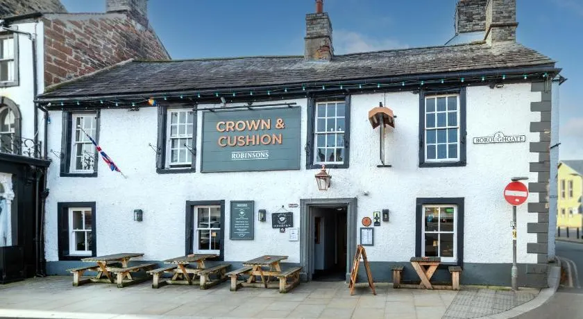Crown and Cushion Appleby - Image 1