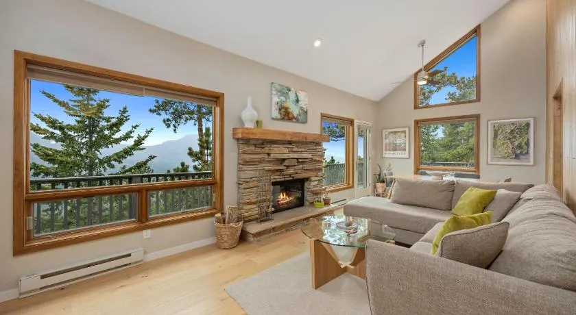 Cliffview Luxury Vacation Rental at Windcliff - Image 1