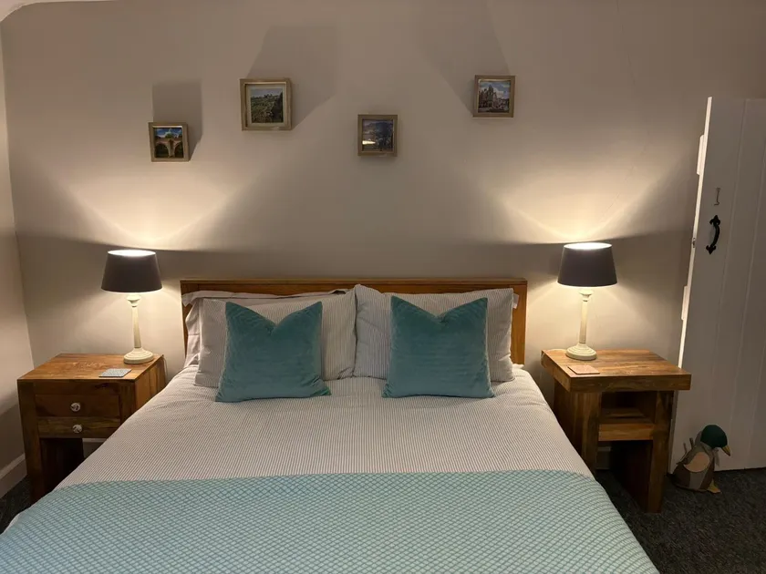 Charming Holiday Retreat in Derbyshire Countryside - Image 1
