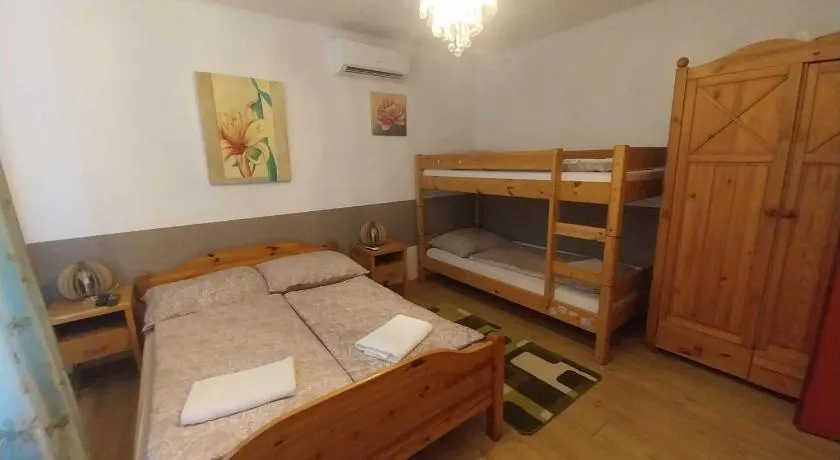 Lipták Vendégház - Image 1