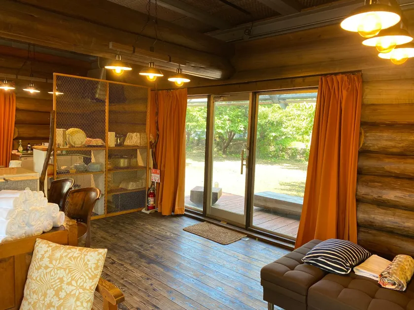 BAY MARINA Loghouse - Image 1