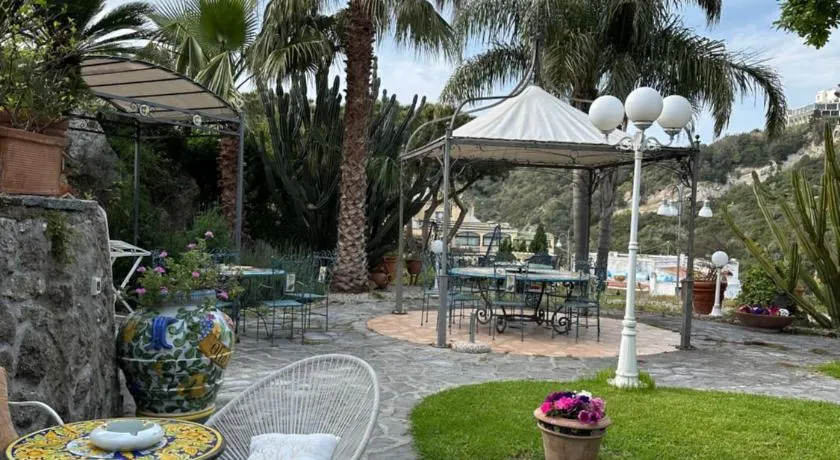 Esclusiva Luxury Villa con giardino - Image 1