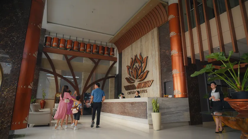 Crystal Lotus Hotel Yogyakarta - Image 1