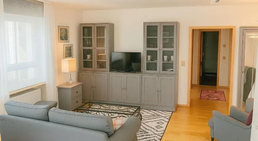 Vier Jahreszeiten Suite - Image 1