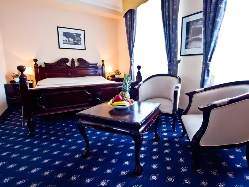 Hotel Kampa - Image 1