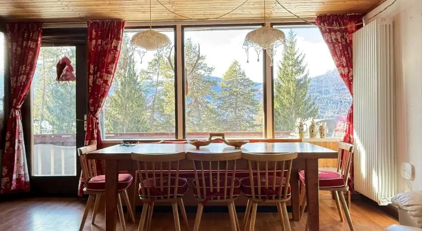 Ampio chalet nel bosco 3 camere, 3 bagni, relax vicino Cortina - Image 1