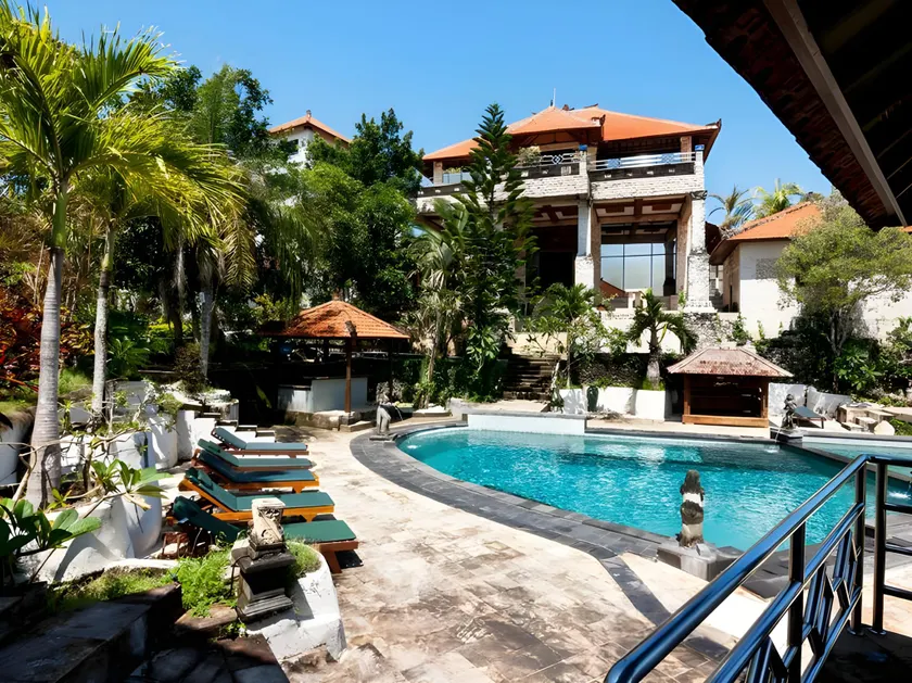 Uluwatu Mansion Villas - Image 1