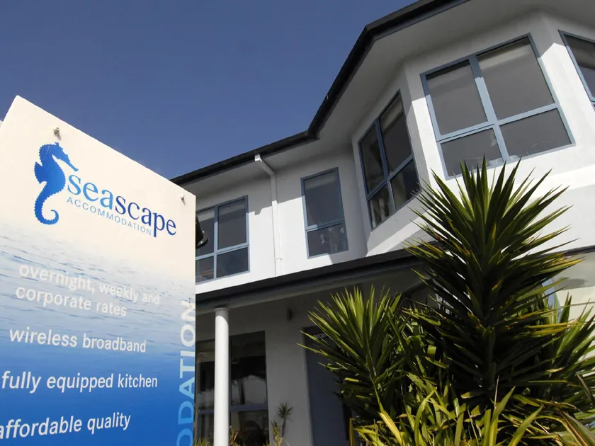 Seascape Accommodation - Image 1