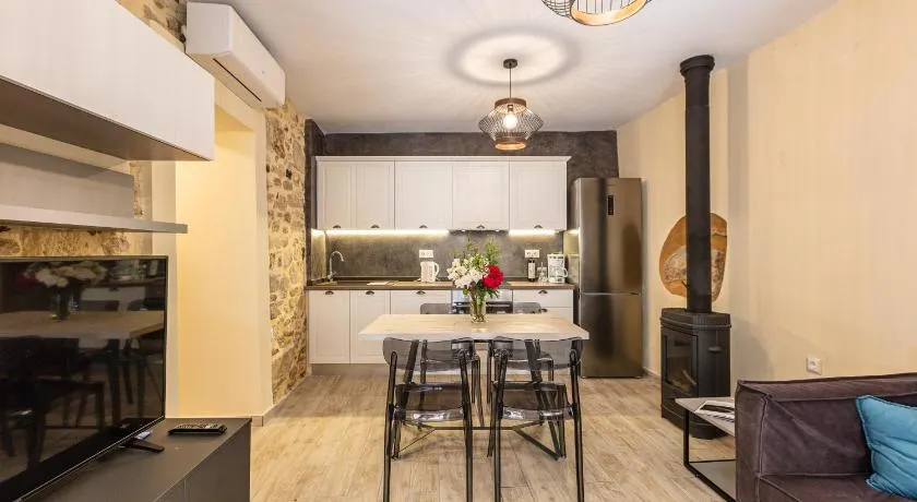 Carya Residence - Image 1