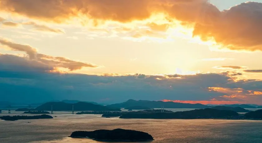 The Nature Uno 2026年リノベーション 直島好アクセス 古民家一棟貸切 最大4名2ldk平家 クイーンベッド2台 - Image 1