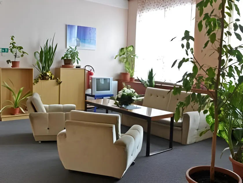 Hotel Alfa - Image 1
