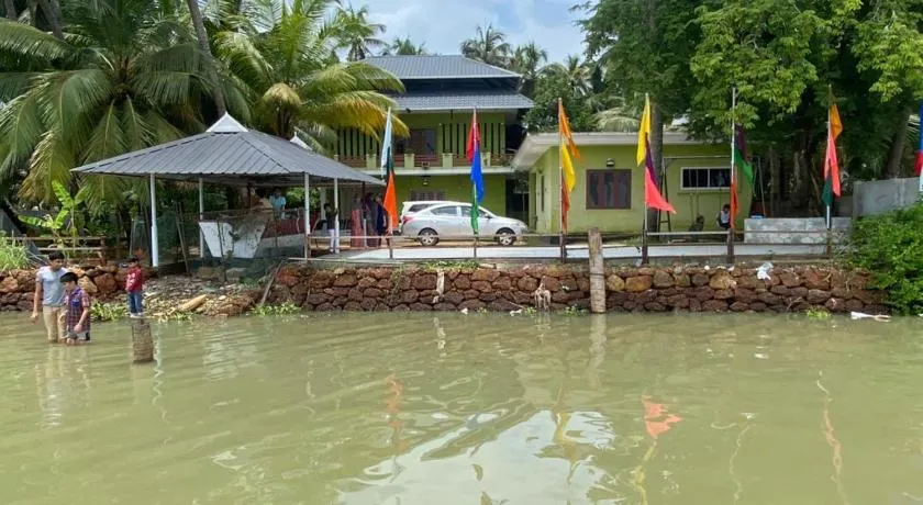 Kalamana Serene - Image 1