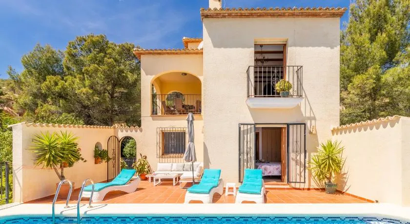 Villa de vacances près de Dénia avec vue sur la montagne, piscine et Wi-Fi - Image 1