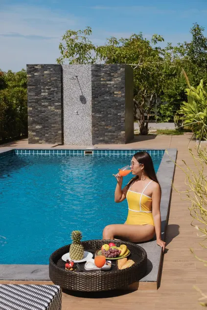 king pool villa Krabi - Image 1