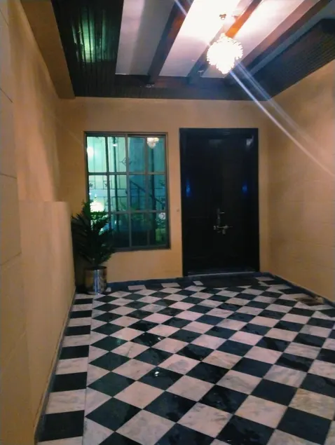 The Life style lodge opp Canturus Mall - Image 1