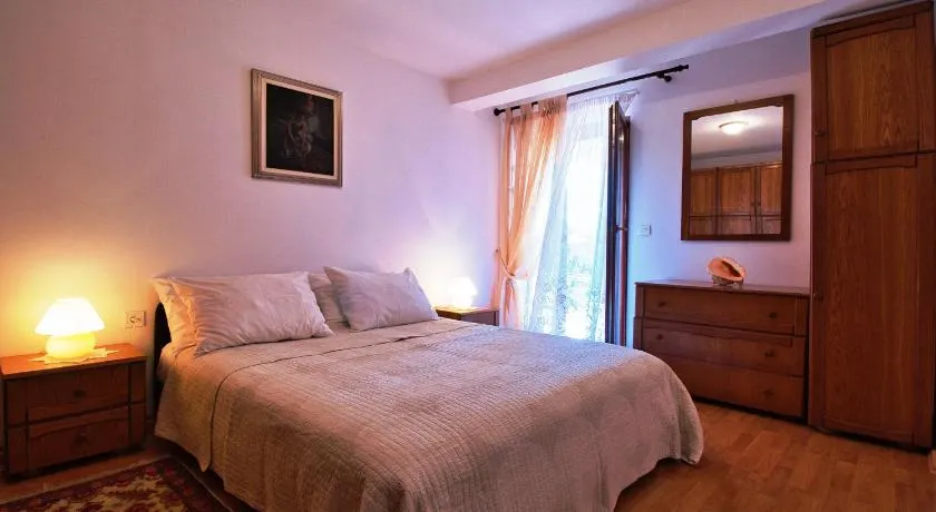 MONTE Beach Apartments - Image 1