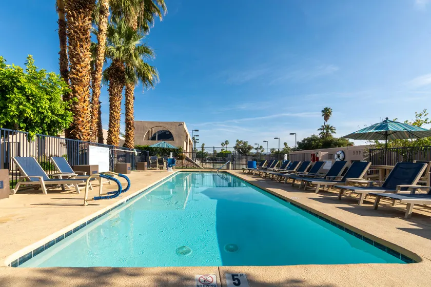 Vista Mirage Resort - Image 1
