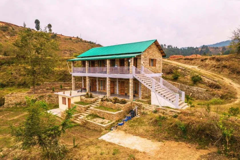 Himkosi Farm by the River - Image 1