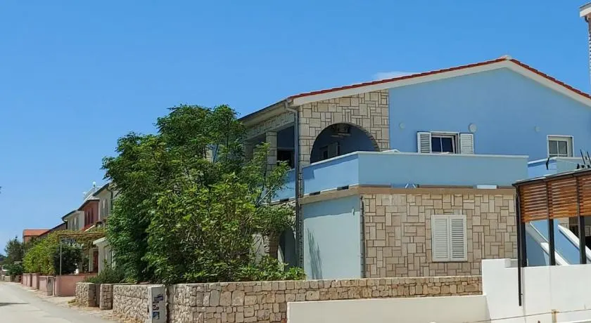 Blue Sea Vir Apartments - Image 1