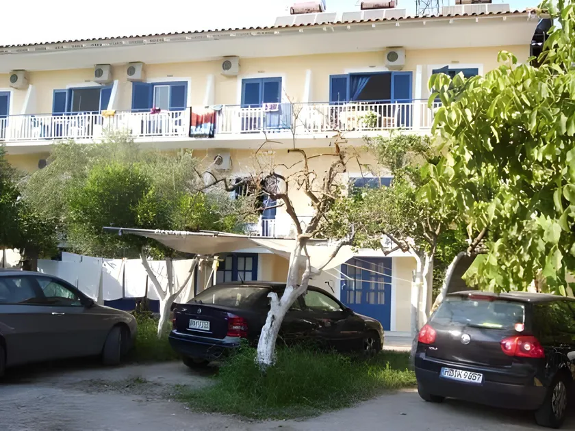 Kassimiotis - Image 1