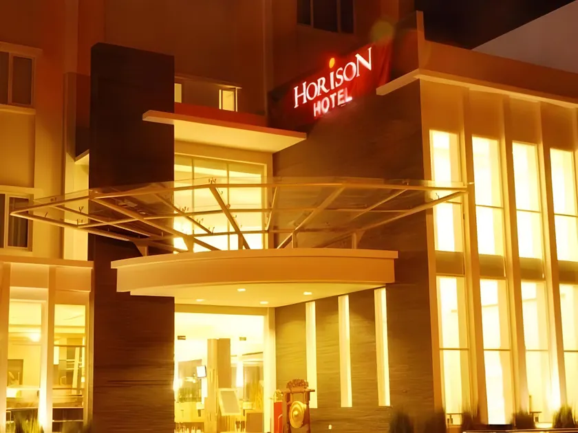 Hotel Horison Kendari - Image 1