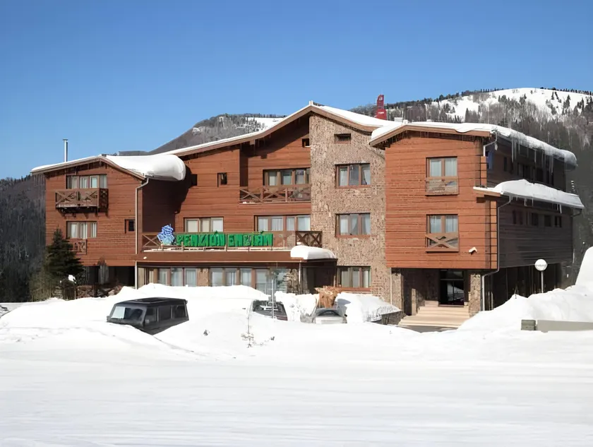 Wellness Hotel Encian Donovaly - Image 1