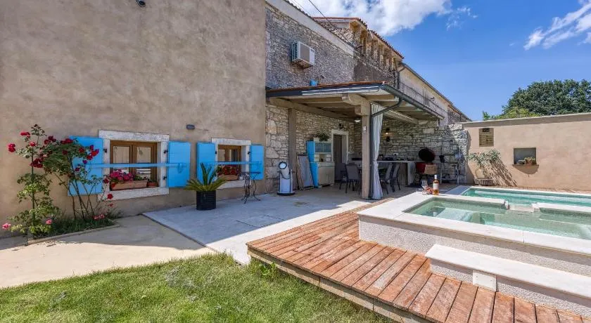 Casa totalmente attrezzata con barbecue, giardino e piscina privata | Ammette animali domestici - Image 1