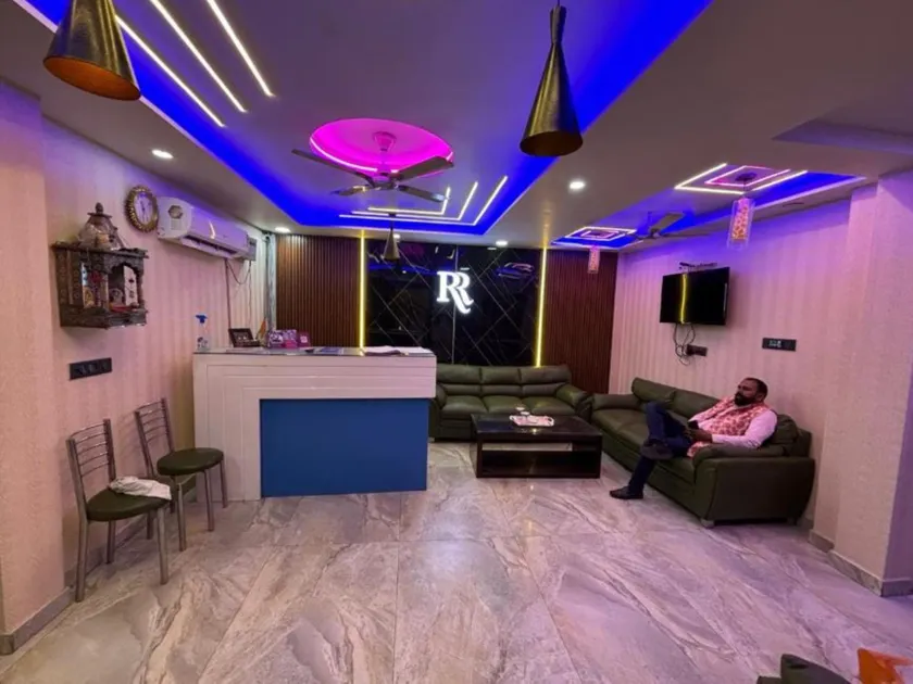 HOTEL RR PALACE GORAKHPUR - Image 1