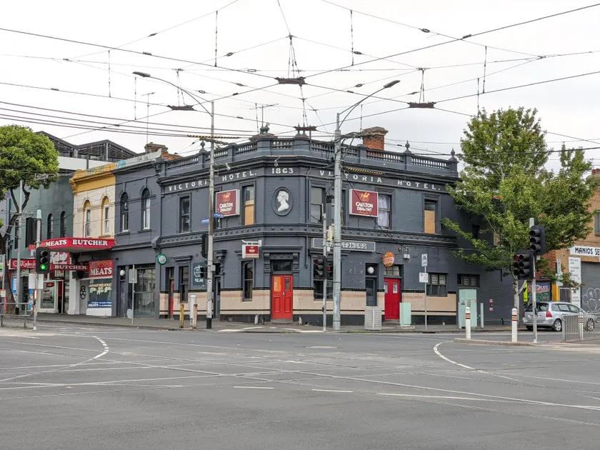 Queen Victoria Hostel - Image 1