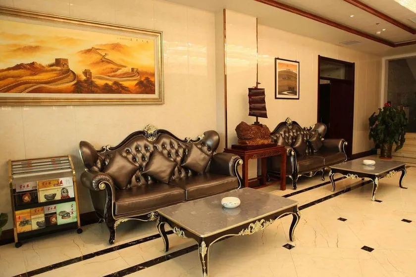 Shiyuanfu Hotel - Image 1