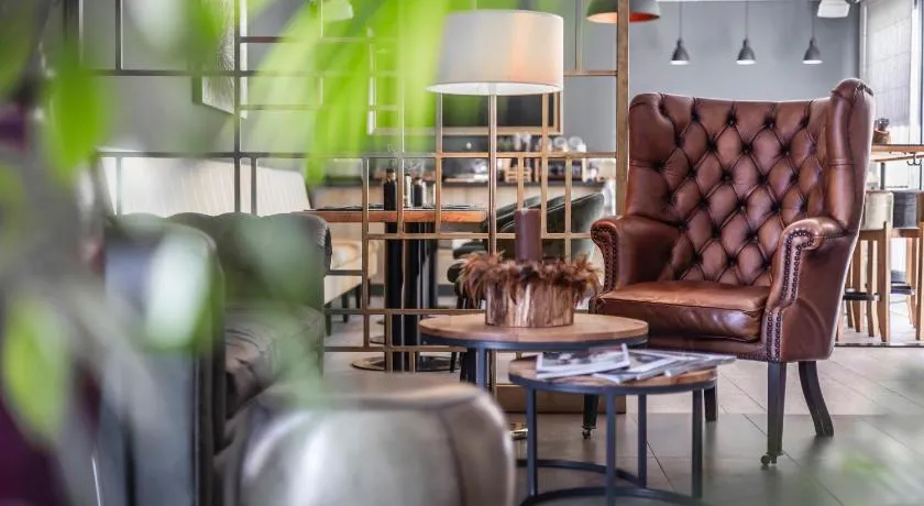 Charm Boutique Hotel - Image 1