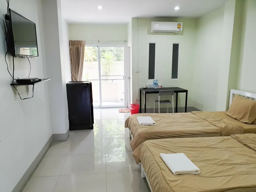 Chawalee 2 single beds AC - 01 - Image 1