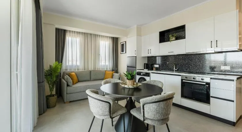 Bianco Mare Studios-Apartments - Image 1